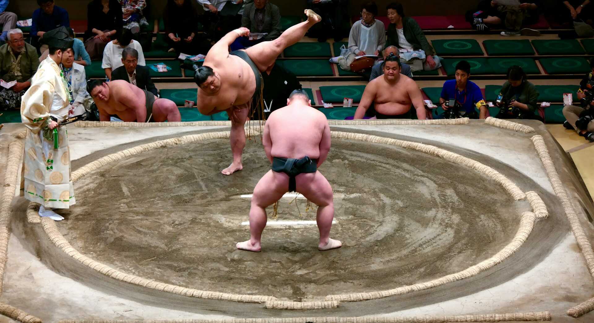 Things to Do in Tokyo City - Watching sumo wrestling at Ryogoku Kokugikan