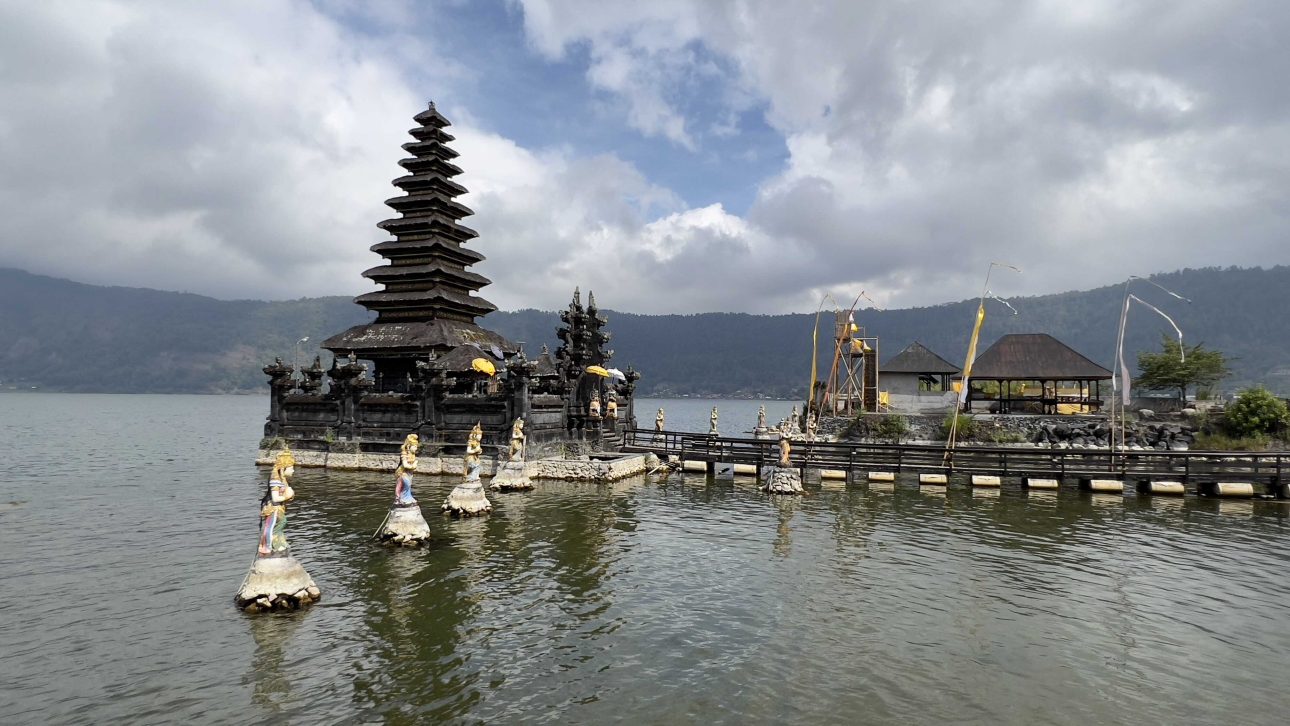 Pura Ulun Danu Batur Kintamani pura penting kedua di Bali